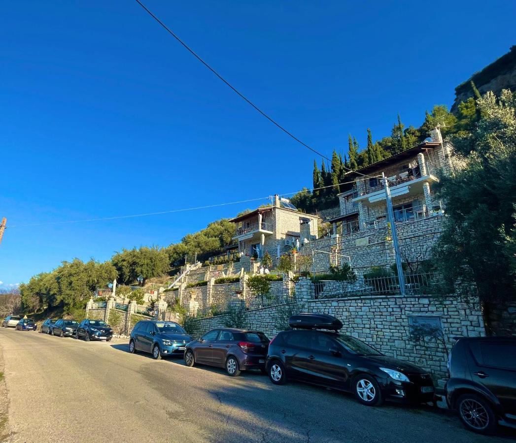 Stone Maisonettes Egio Exterior foto
